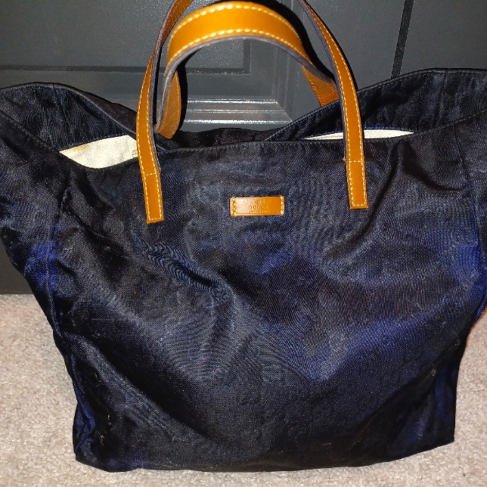 Authentic Gucci Tote, medium sized blue/black.